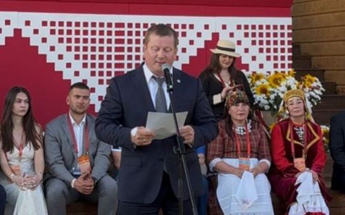 Татарстан Рәисе «Питрау» керәшен культурасы фестивален «дөньякүләм бәйрәм» дип бәяләде