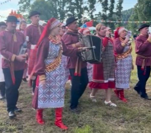 Доргада Изге Тихон көнен билгеләп уздылар