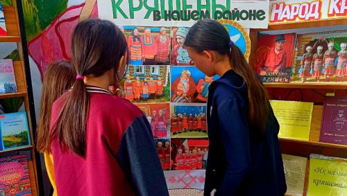 В Порыме открылась книжная выставка к месячнику кряшенской культуры
