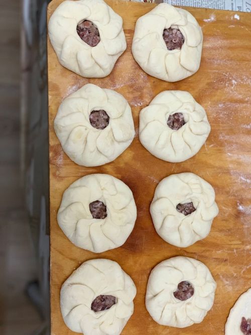 Евдокия Толстова пәрәмәч пешерү рецепты белән уртаклашты
