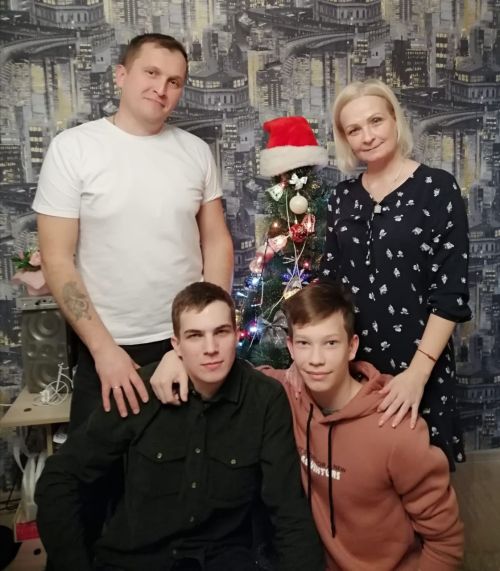 Ярты гасырлык курчакны киендерә