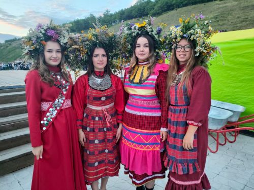 Кукмараның чибәр керәшен кызларын билгеләделәр