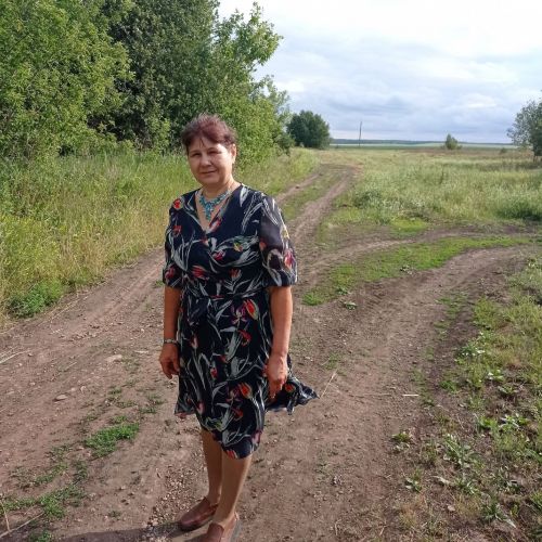 Александра Сафина: Авылымның тырыш кешеләре кылган гамәлләрне, әйткән сүзләрен күңелләрдә мәңге саклармын