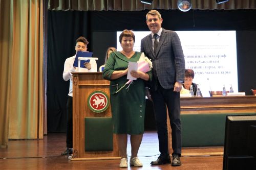 Елизавета Вятскина: Яшьләр укытучылыкка эш юклыктан гына килмәсеннәр иде