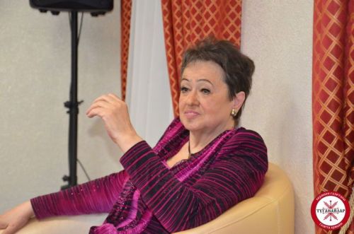 Лена Бичарина: «Иртән исән-сау уяну – үзе зур бәхет»