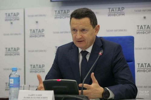 Рамил Хәйруллин: «Игътибар бирергә кирәк булган төп факторларның берсе – балаларны тәрбияләү»