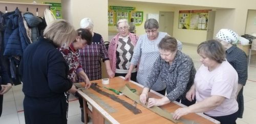 Түбән Биштә дә маскировка челтәрләре үрү эшен башлап җибәрделәр