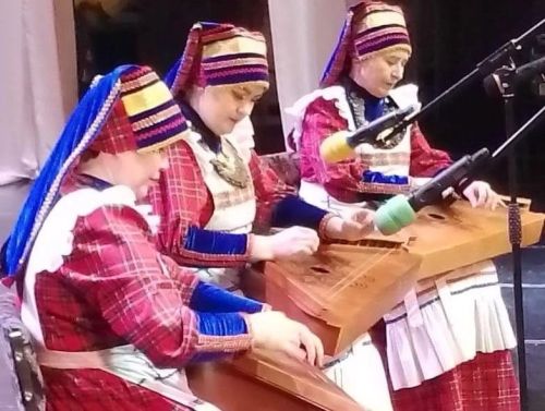 В Арске жюри высоко оценило выступление ансамбля «Балкыш»