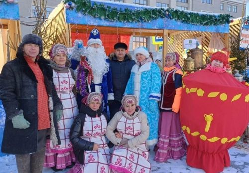 Наши сородичи из Бакалинского района участники фестиваля «Семья — ключ к счастью»