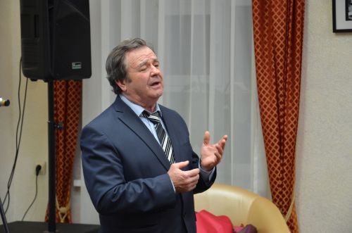Георгий Ибушев: «Акылга кил, кеше»