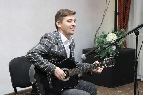 Артем Пискунов: «Шигырь сөйләп, җырлап-биеп йөри торган кеше булырмын, дип уйлаган идем»
