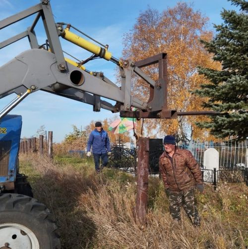 Бахта авылы зиратында зур өмә булган