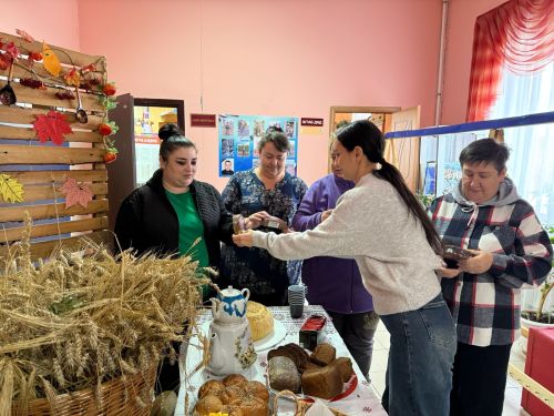 Монай авылы мәдәният хезмәткәрләре Икмәк көнен билгеләп үткәннәр