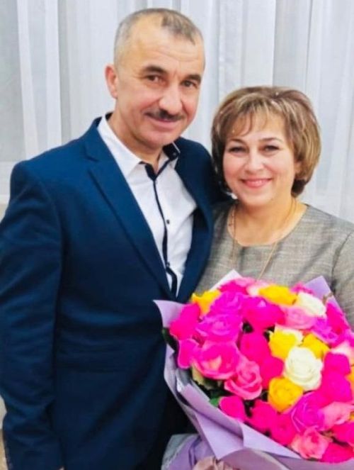 «Бу кыз минеке булырга тиеш»: Түбән Биштән Лариса белән Николай Кузнецовлар 32 ел бергә яшиләр