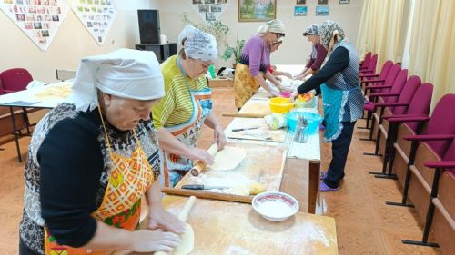 Кр. Баранда махсус хәрби операциядә катнашучылар өчен токмач әзерләделәр