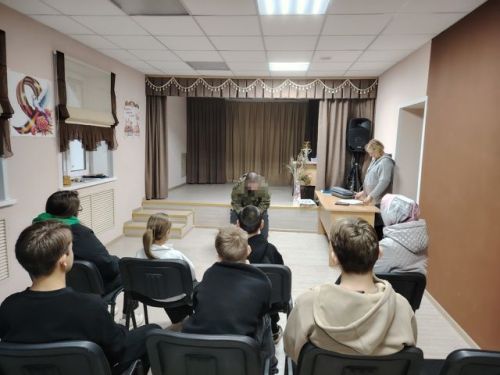 Кушкүл авылы клубында махсус хәрби операциядәге якташлары белән очрашу булган