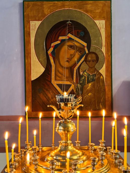 Ходай Иисус җиргә кешелекне коткарыр өчен килгән