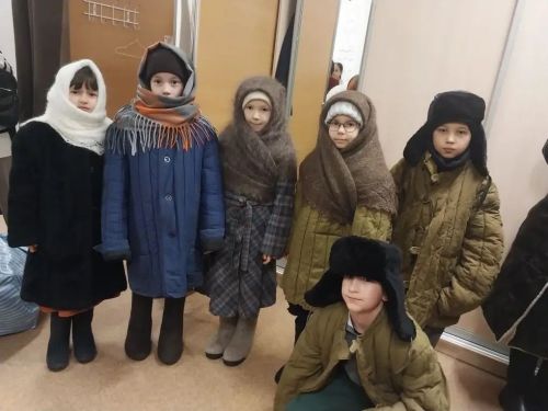 Танылган артист Аграфена Васильеваның укучылары фильмда төшкәннәр