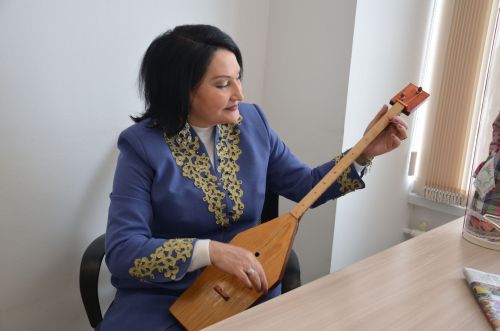 Лидия Әхмәтова: «Абыем җитәкләп диярлек Казанга, музыка училищесына алып барды»