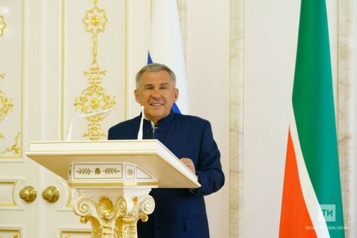 Татарстан Республикасы Рәисе Рөстәм Миңнеханов Җиңү бәйрәме белән котлады