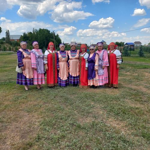 Лениноның «Сурәкә» халык фольклор ансамбле Оренбург өлкәсендә булган