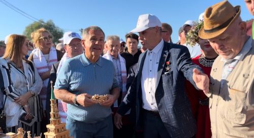Җөри авылындагы Питрауда Татарстан Рәисе дә катнашты