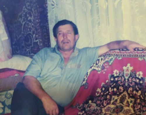 Керәшен Сәрдәсеннән Николай Лягушкин гомеренең күп өлешен чылбырлы тракторда эшли