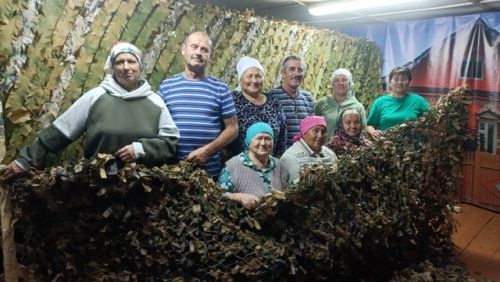 Бирдебәк һәм Үри халкы хәрби операциядә катнашучы егетләргә ярдәм итүне дәвам итә