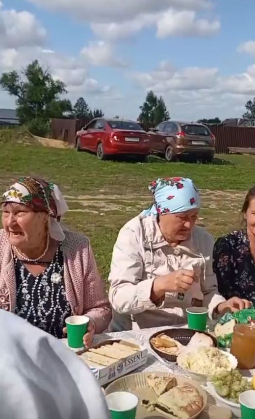 Керәшен Казысында авылдашлар очрашуы булды