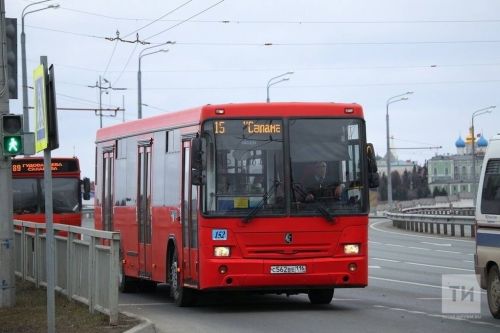 75 яшьтән өлкәнрәк булган гражданнарны җәмәгать транспортыннан мәҗбүри төшерүне тыю тәкъдим иттеләр