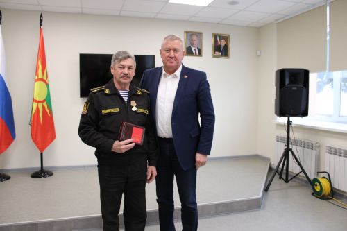 Зәйдән Валентин Атласов «Махсус хәрби операциядә җиңүгә керткән өлеше өчен» медале белән бүләкләнде