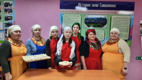 Сәвәләй мәдәният йортында «Бәрәңге пирмәнкәсе» ясау буенча мастер-класс узды