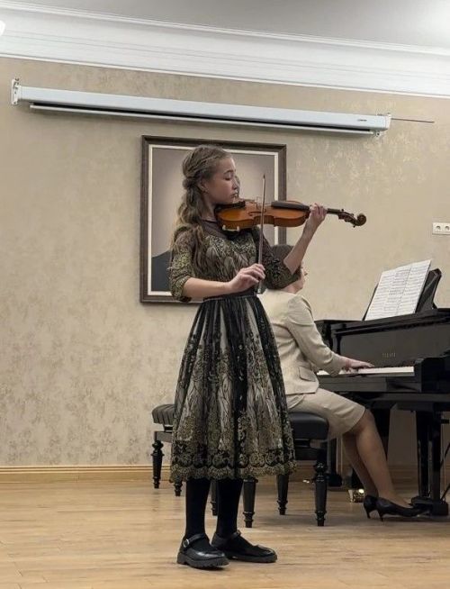 Скрипкачы Ралина танылган музыкант булырга хыяллана