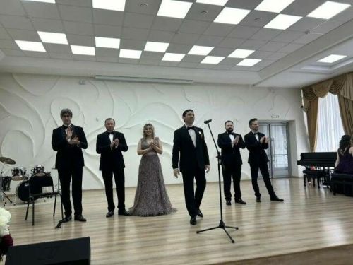 Владимир Васильев Зәй музыка мәктәбендә концерт куйды