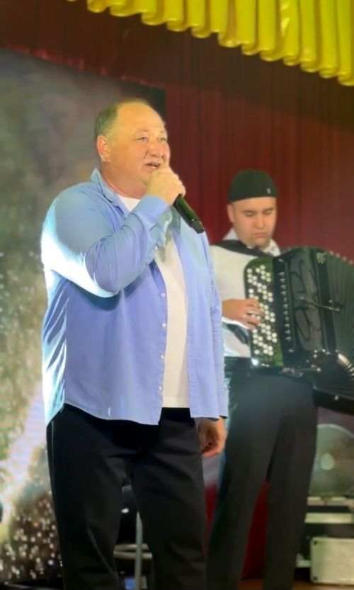 Вадим Захаров туган авылында хәйрия концерты уздырды