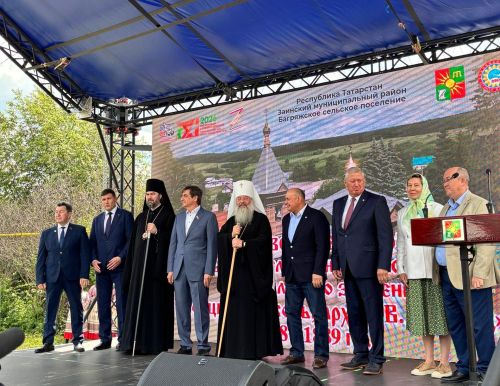 Югары Багражның борынгы храмында — яңа тормыш