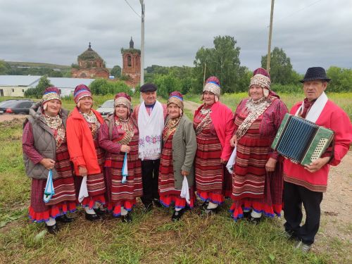 Шүрнәклеләр Лекарево авылында «Җанлы традицияләр» фестивалендә булдылар