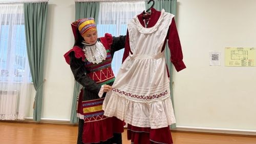 Үрәсбашта «Әбиләребез уеннары» дип исемләнгән чара узды