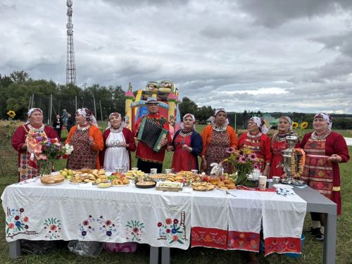 Баландышта «Түгәрәк уен»да карендәшләр дә катнашты