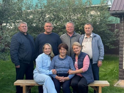 Урта Пәнәчедән алты бала әнисе Нина Комарова тормыш юлында кичергәннәрне сөйләде