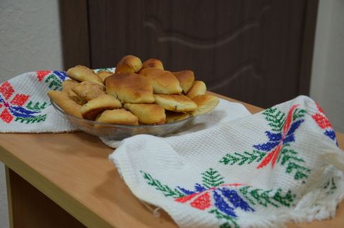 Җәкәү йортындагы «Покрау утырмасы»нда «Җиңгәчәйләр» ансамбле