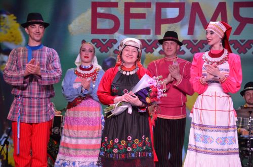 «Бәрмәнчек»тә – Оло көн» театральләштерелгән тамаша