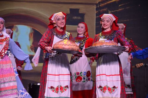 «Бәрмәнчек»тә – Оло көн» театральләштерелгән тамаша