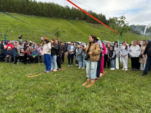 Субашта Тройсын бәйрәме