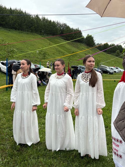 Субашта Тройсын бәйрәме