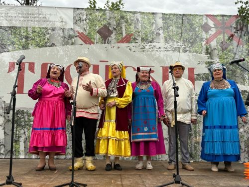Субашта Тройсын бәйрәме