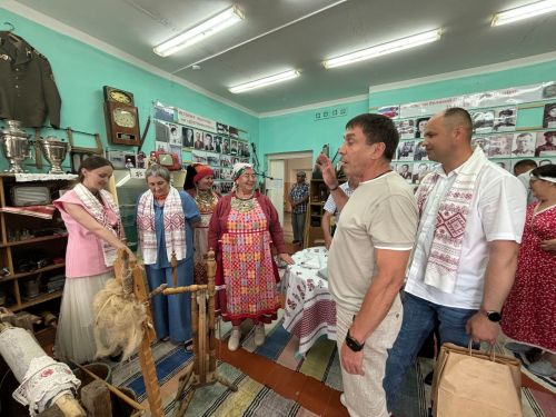 Красноярск краенда Питрау бәйрәме