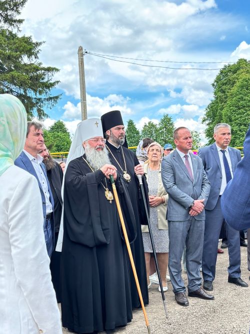 Югары Багражда уникаль реставрациядән соң храм аруландырдылар