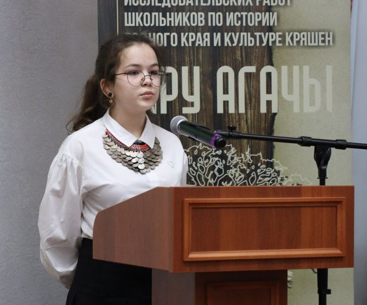 Латифа Варламова «Ыру агачы» өчен үз укытучысы авылын өйрәнгән