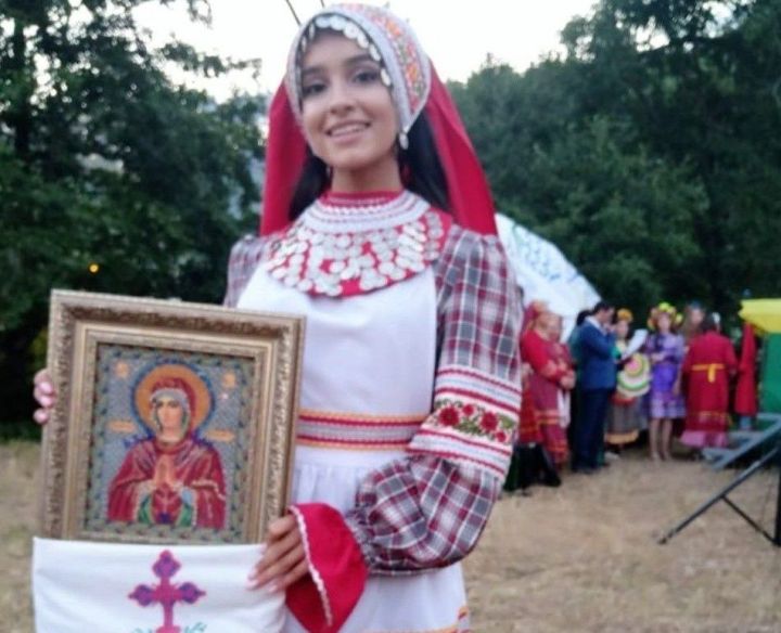Людмила Барсукова: “Керәшен йортына килен булып төшүче кыз  тәре алъяпкычлары эләргә тиеш”